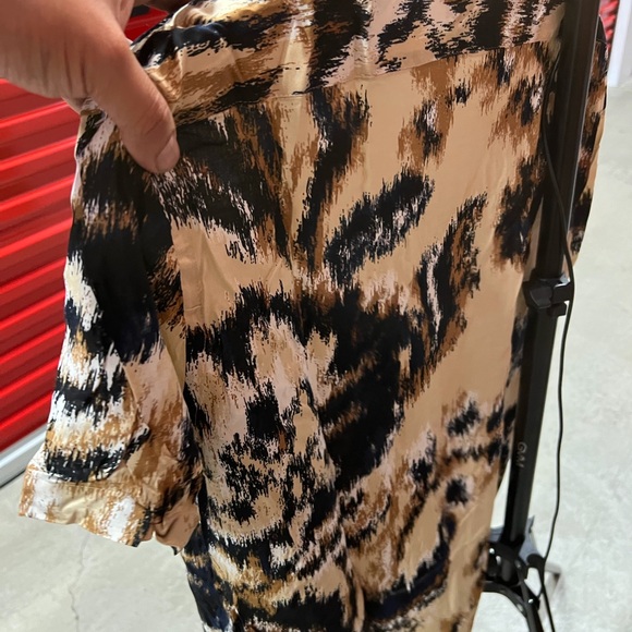 Express Multicolor Abstract Shirt - Picture 6 of 8